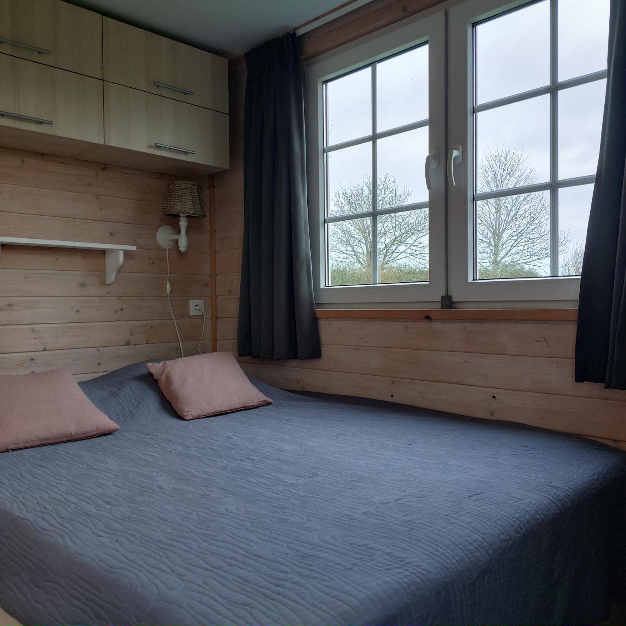 Zeeuwse Chalet Voor 2 Personen 塞罗斯凯尔克 外观 照片